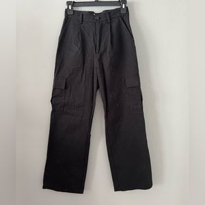 Elodie Black Cargo Pants - Sz Small